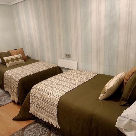 Apartamento Turistico Santiago Logroño Esterno foto