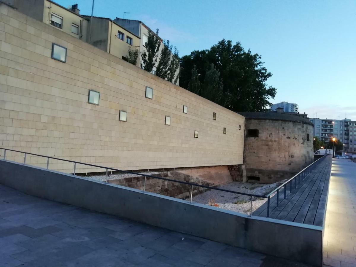 Apartamento Turistico Santiago Logroño Esterno foto
