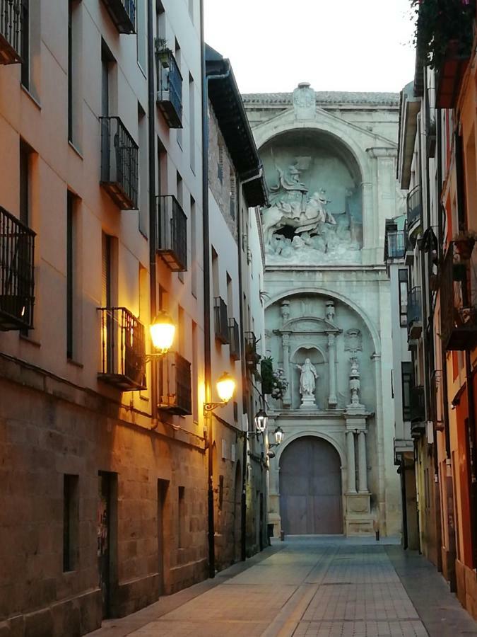 Apartamento Turistico Santiago Logroño Esterno foto